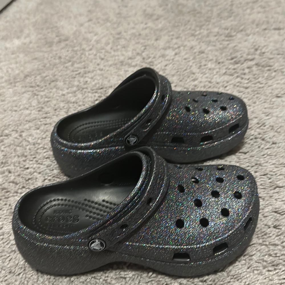 Crocs Classic Platform GlitterII Clog Women brand new